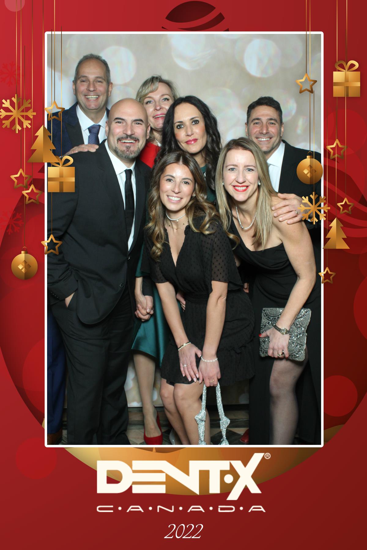 Dent-X Canada Christmas Party | View more photos from the event at gallery.myselfiemirror.ca/u/romanmyselfiemirrorca/Dent-X-Canada-Christmas-Party