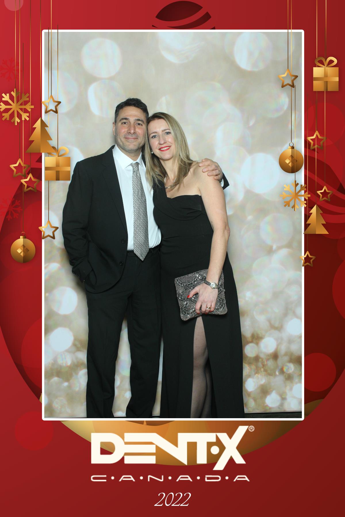 Dent-X Canada Christmas Party | View more photos from the event at gallery.myselfiemirror.ca/u/romanmyselfiemirrorca/Dent-X-Canada-Christmas-Party