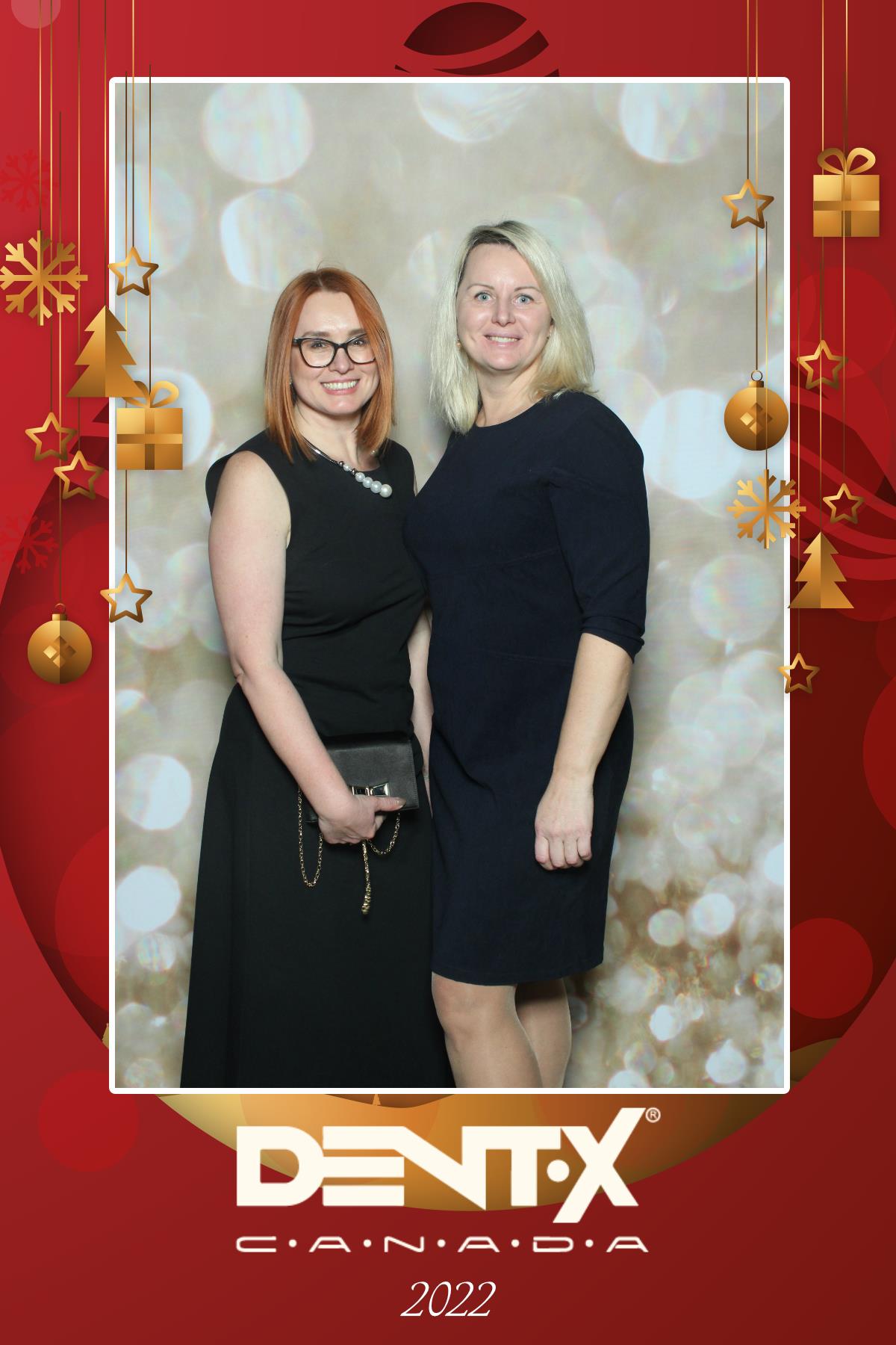 Dent-X Canada Christmas Party | View more photos from the event at gallery.myselfiemirror.ca/u/romanmyselfiemirrorca/Dent-X-Canada-Christmas-Party
