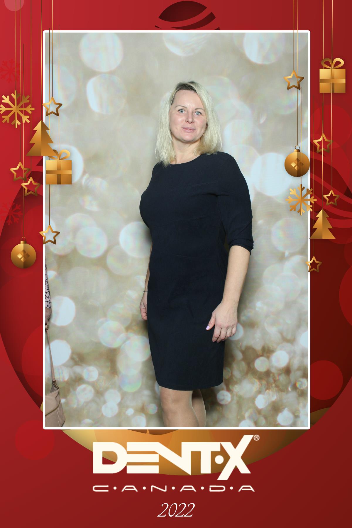 Dent-X Canada Christmas Party | View more photos from the event at gallery.myselfiemirror.ca/u/romanmyselfiemirrorca/Dent-X-Canada-Christmas-Party