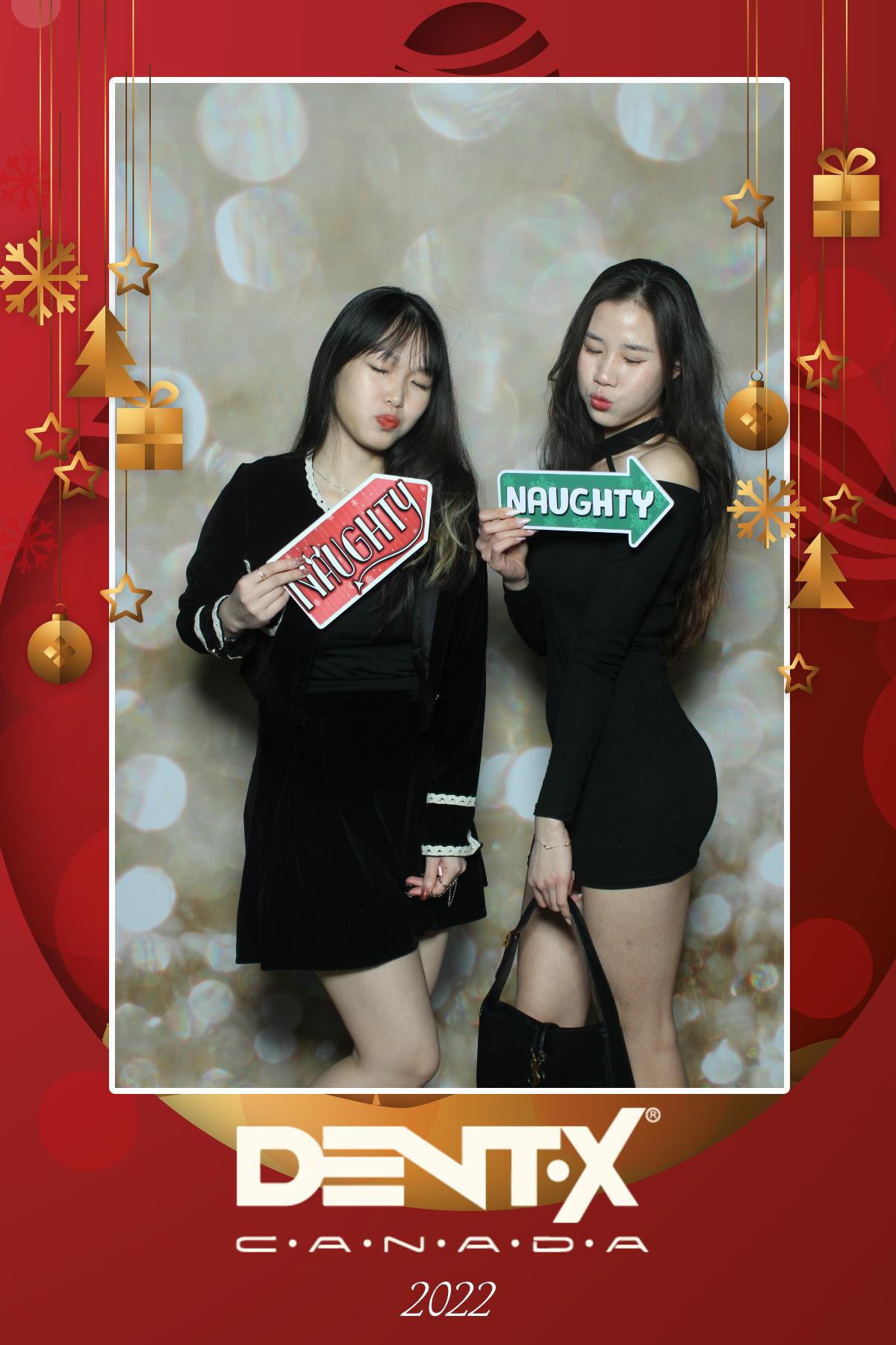 Dent-X Canada Christmas Party | View more photos from the event at gallery.myselfiemirror.ca/u/romanmyselfiemirrorca/Dent-X-Canada-Christmas-Party