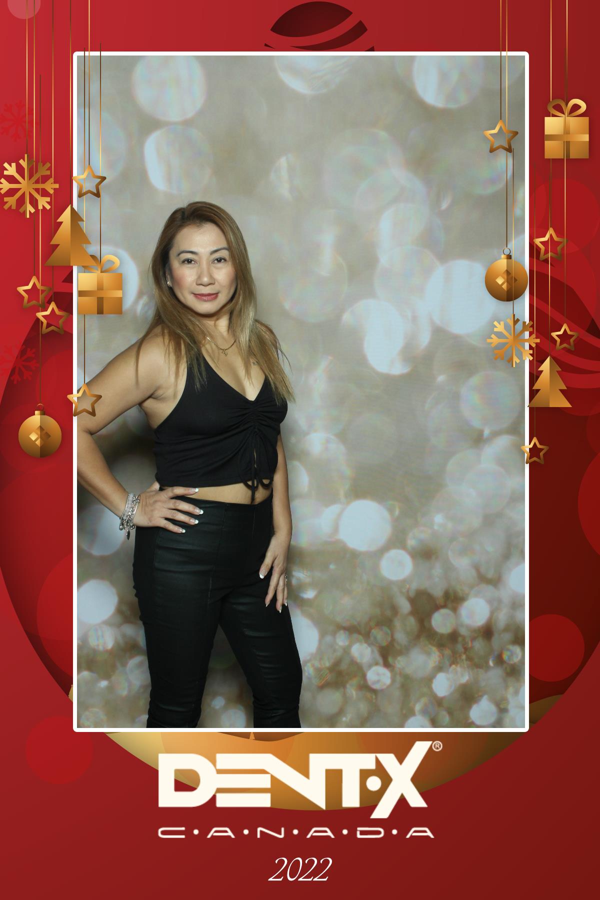 Dent-X Canada Christmas Party | View more photos from the event at gallery.myselfiemirror.ca/u/romanmyselfiemirrorca/Dent-X-Canada-Christmas-Party