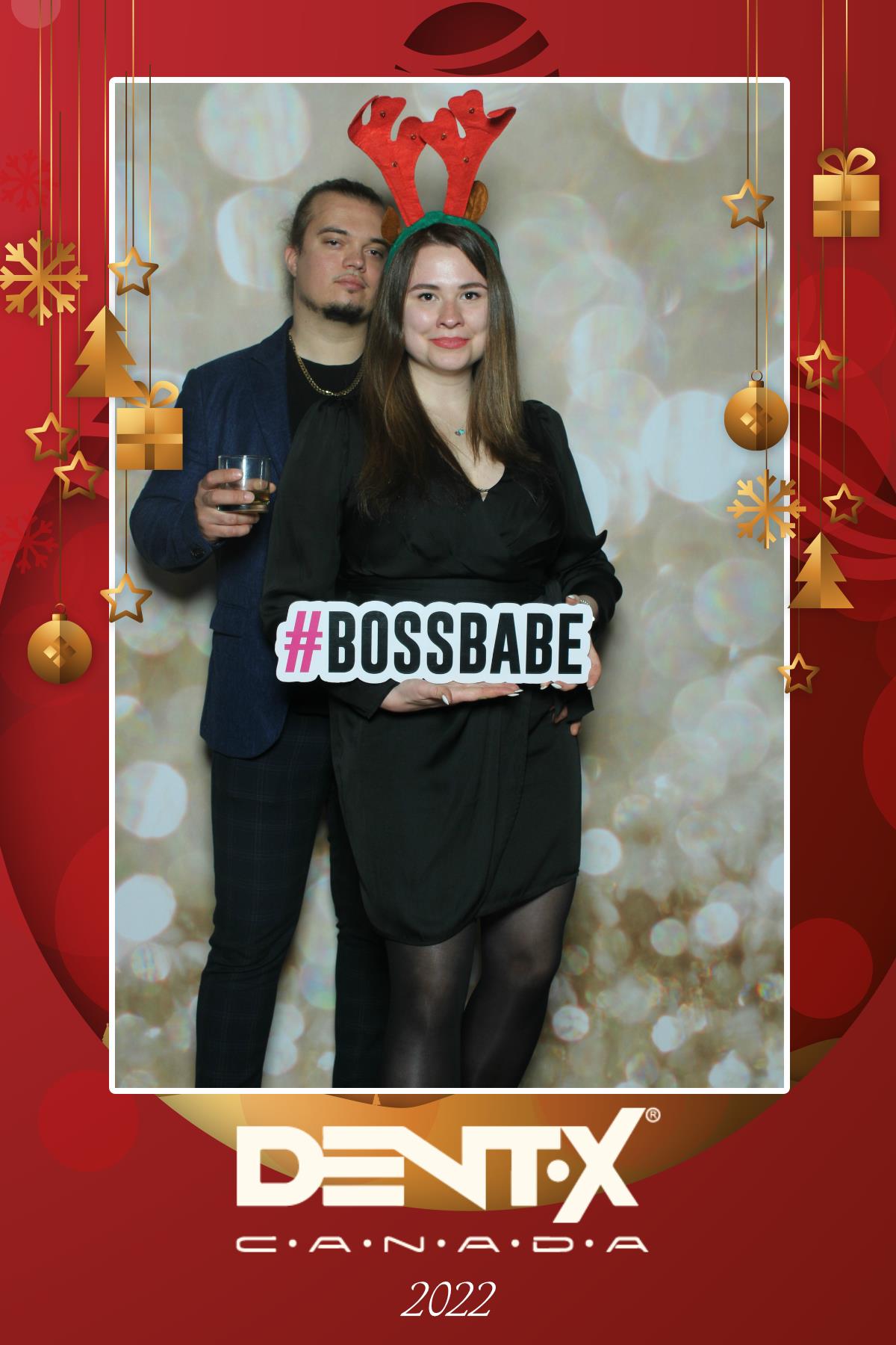 Dent-X Canada Christmas Party | View more photos from the event at gallery.myselfiemirror.ca/u/romanmyselfiemirrorca/Dent-X-Canada-Christmas-Party