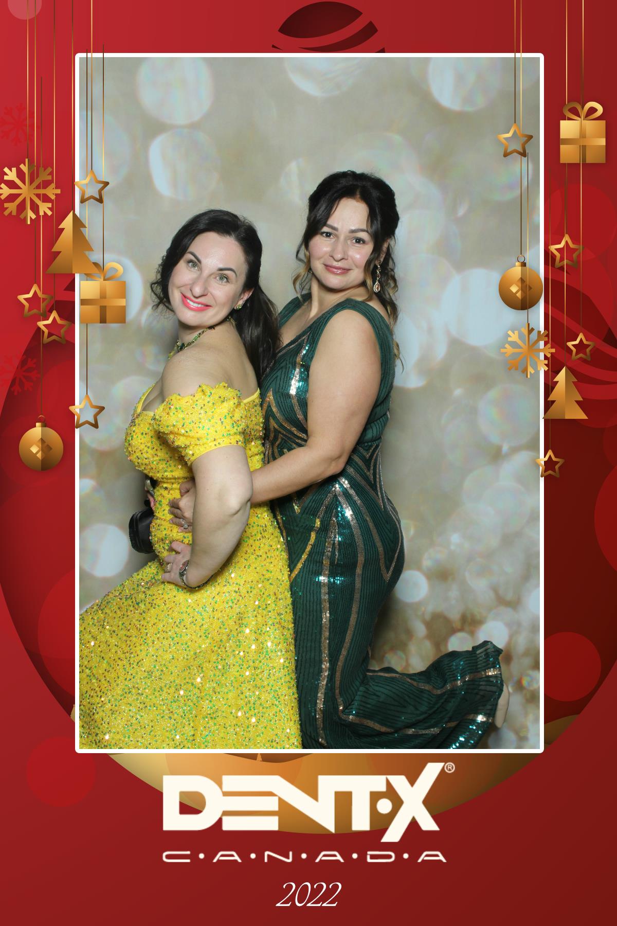 Dent-X Canada Christmas Party | View more photos from the event at gallery.myselfiemirror.ca/u/romanmyselfiemirrorca/Dent-X-Canada-Christmas-Party
