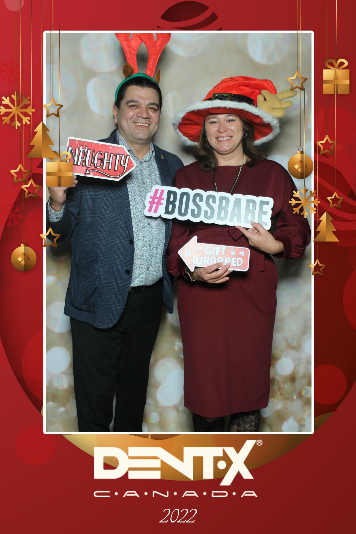 Dent-X Canada Christmas Party | View more photos from the event at gallery.myselfiemirror.ca/u/romanmyselfiemirrorca/Dent-X-Canada-Christmas-Party