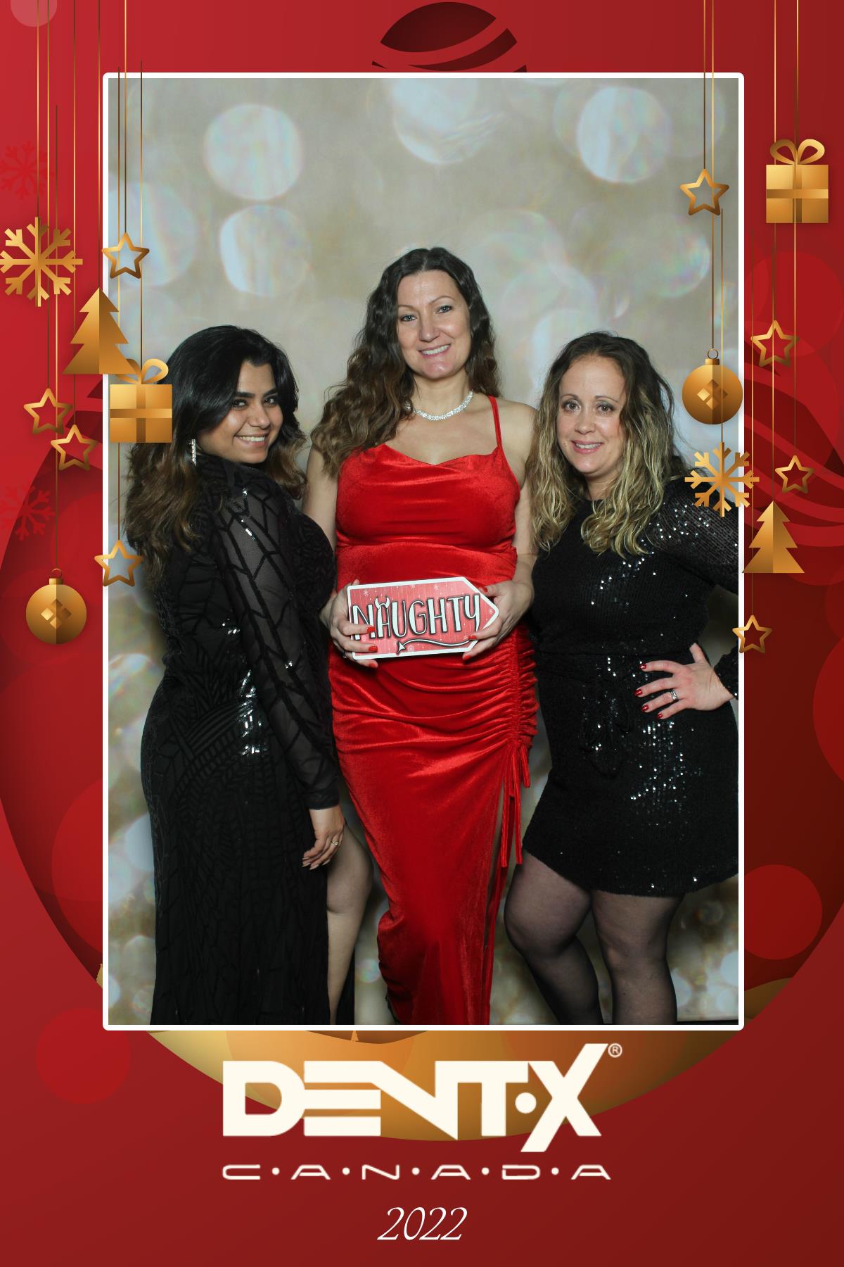 Dent-X Canada Christmas Party | View more photos from the event at gallery.myselfiemirror.ca/u/romanmyselfiemirrorca/Dent-X-Canada-Christmas-Party