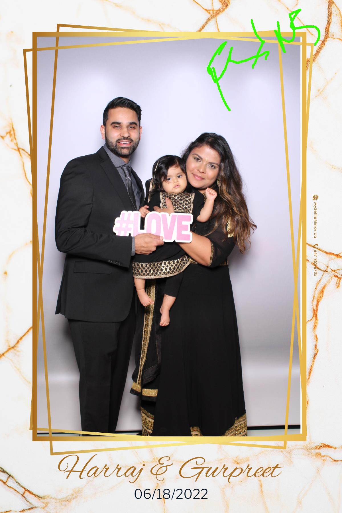 Harraj & Gurpreet | View more photos from the event at gallery.myselfiemirror.ca/u/romanmyselfiemirrorca/Harraj-Gurpreet