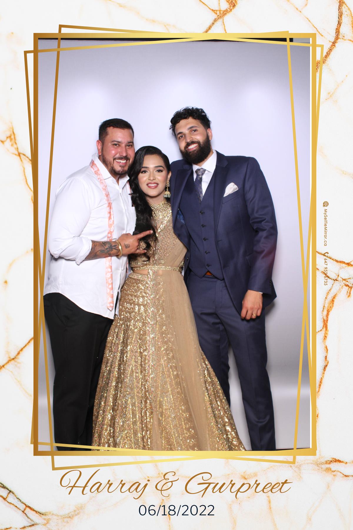 Harraj & Gurpreet | View more photos from the event at gallery.myselfiemirror.ca/u/romanmyselfiemirrorca/Harraj-Gurpreet