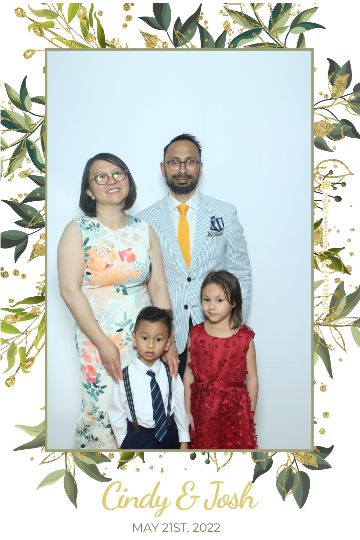 Josh & Cindy | View more photos from the event at gallery.myselfiemirror.ca/u/romanmyselfiemirrorca/Josh-Cindy