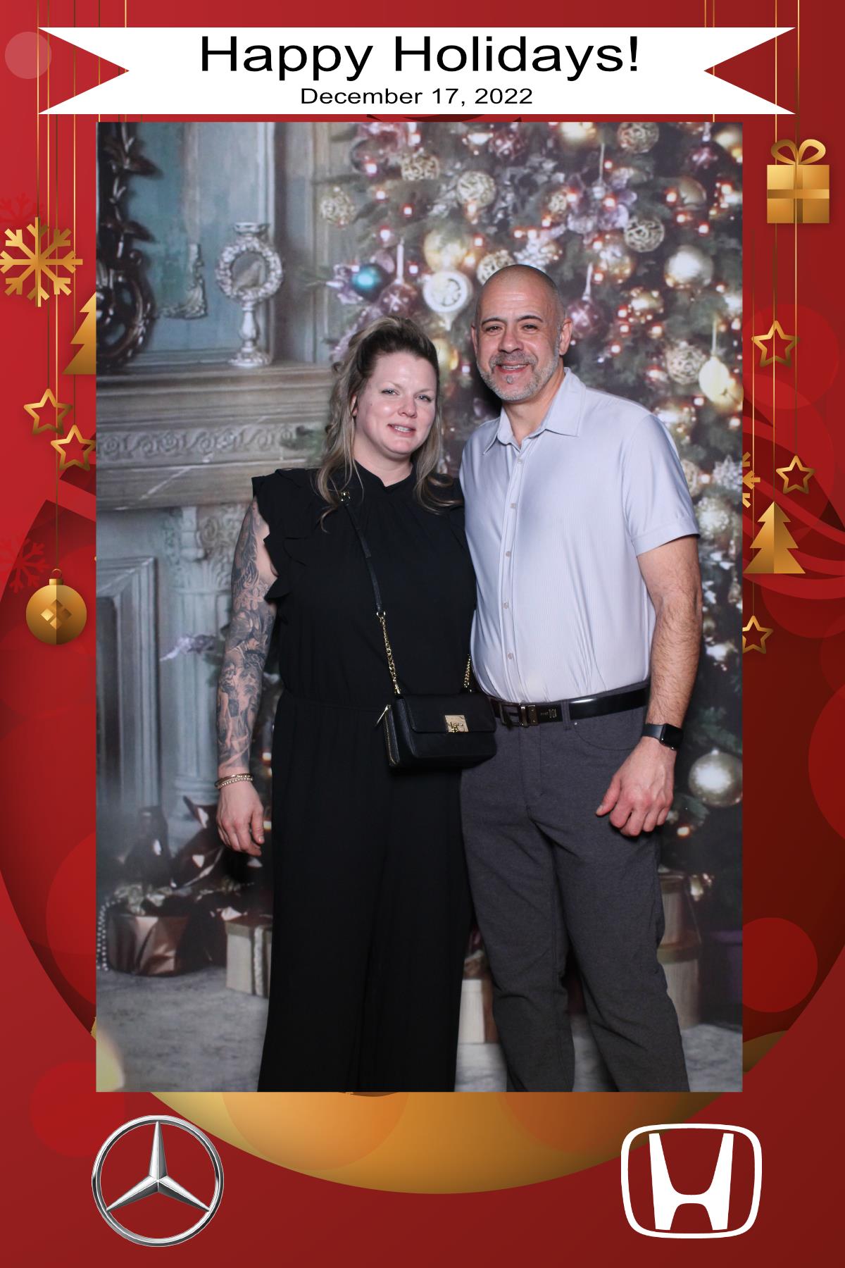MB Burlington Christmas Party | View more photos from the event at gallery.myselfiemirror.ca/u/romanmyselfiemirrorca/MB-Burlington-Christmas-Party