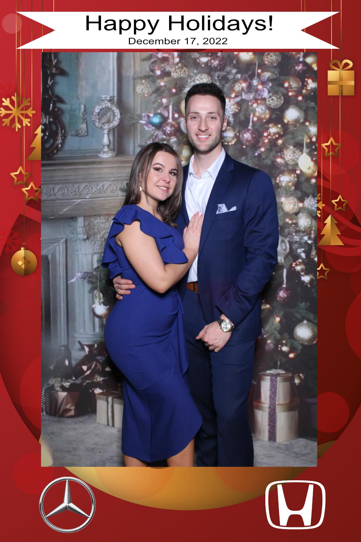 MB Burlington Christmas Party | View more photos from the event at gallery.myselfiemirror.ca/u/romanmyselfiemirrorca/MB-Burlington-Christmas-Party