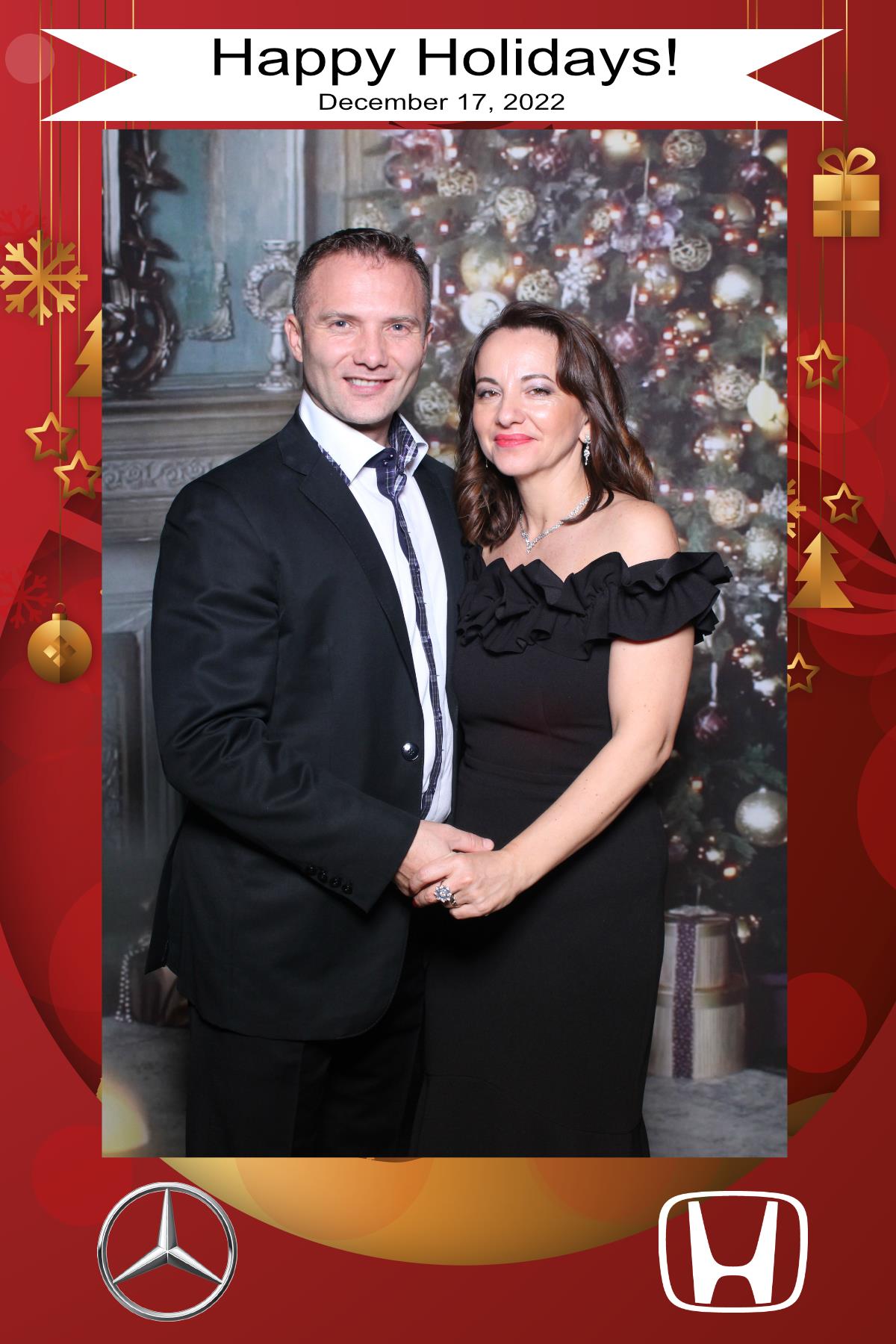 MB Burlington Christmas Party | View more photos from the event at gallery.myselfiemirror.ca/u/romanmyselfiemirrorca/MB-Burlington-Christmas-Party
