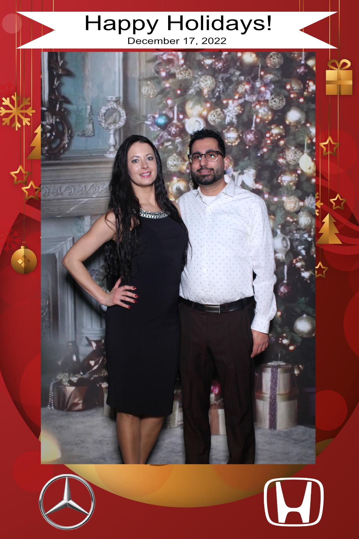 MB Burlington Christmas Party | View more photos from the event at gallery.myselfiemirror.ca/u/romanmyselfiemirrorca/MB-Burlington-Christmas-Party