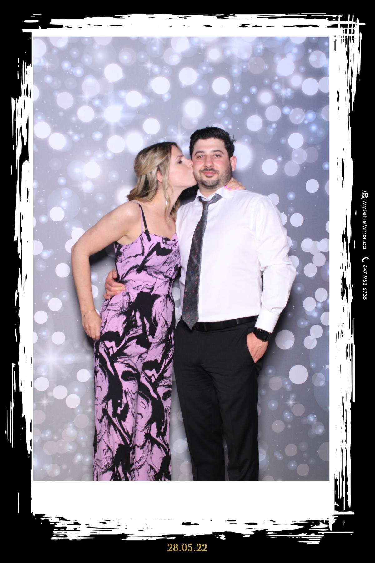 Masha & Kyle | View more photos from the event at gallery.myselfiemirror.ca/u/romanmyselfiemirrorca/Masha-Kyle