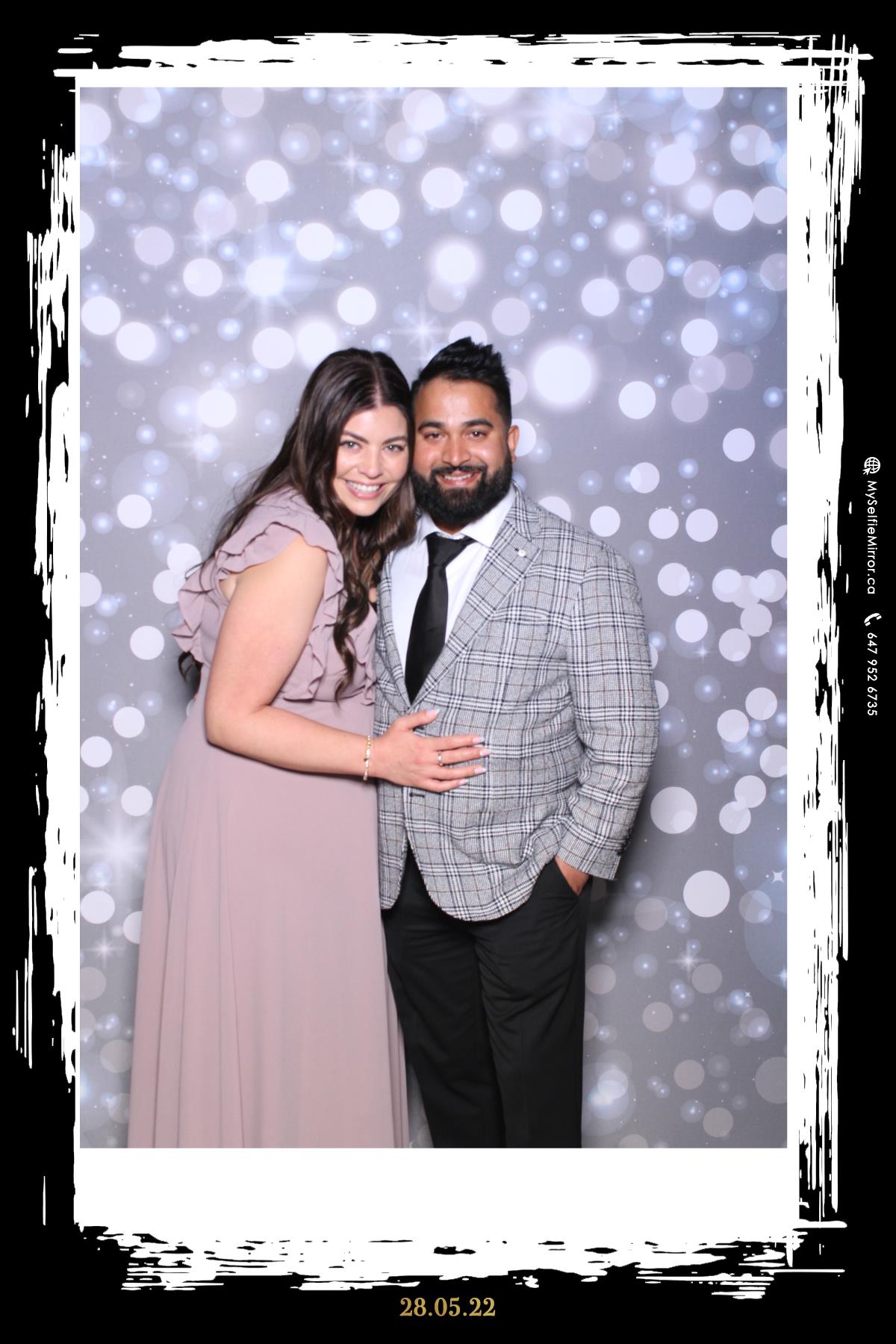 Masha & Kyle | View more photos from the event at gallery.myselfiemirror.ca/u/romanmyselfiemirrorca/Masha-Kyle