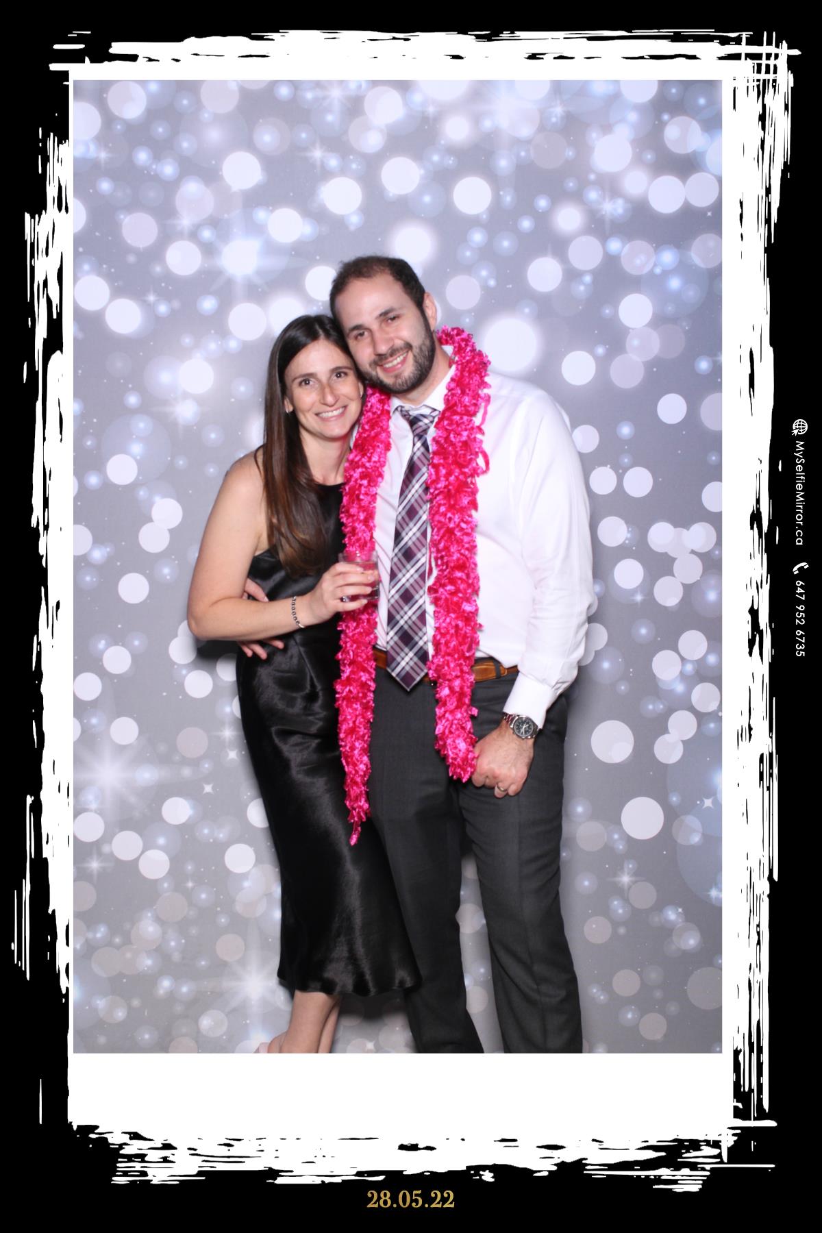 Masha & Kyle | View more photos from the event at gallery.myselfiemirror.ca/u/romanmyselfiemirrorca/Masha-Kyle