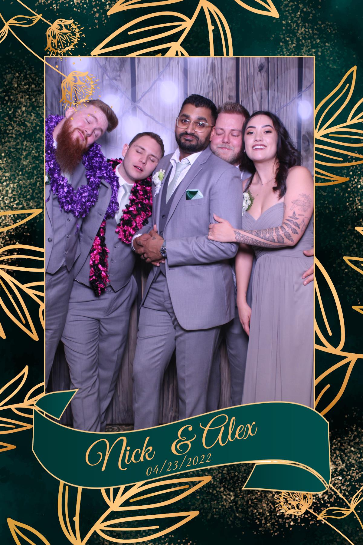 Nick & Alex | View more photos from the event at gallery.myselfiemirror.ca/u/romanmyselfiemirrorca/Nick-Alex