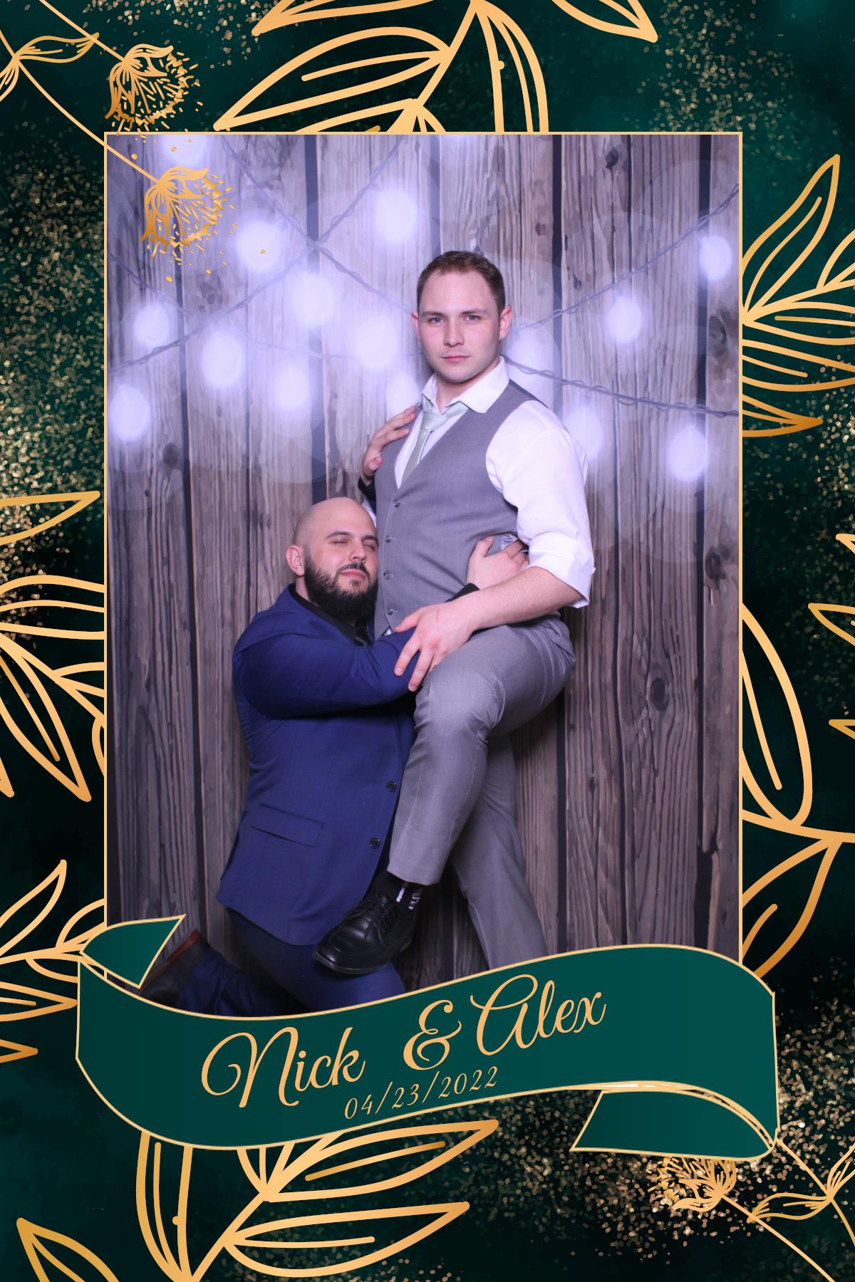 Nick & Alex | View more photos from the event at gallery.myselfiemirror.ca/u/romanmyselfiemirrorca/Nick-Alex