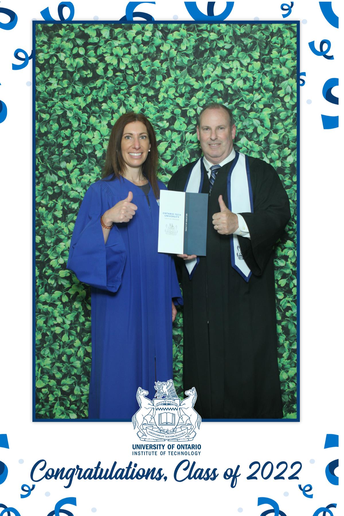 Ontario University Convocation 2022 | View more photos from the event at gallery.myselfiemirror.ca/u/romanmyselfiemirrorca/Ontario-University-Convocation-2022