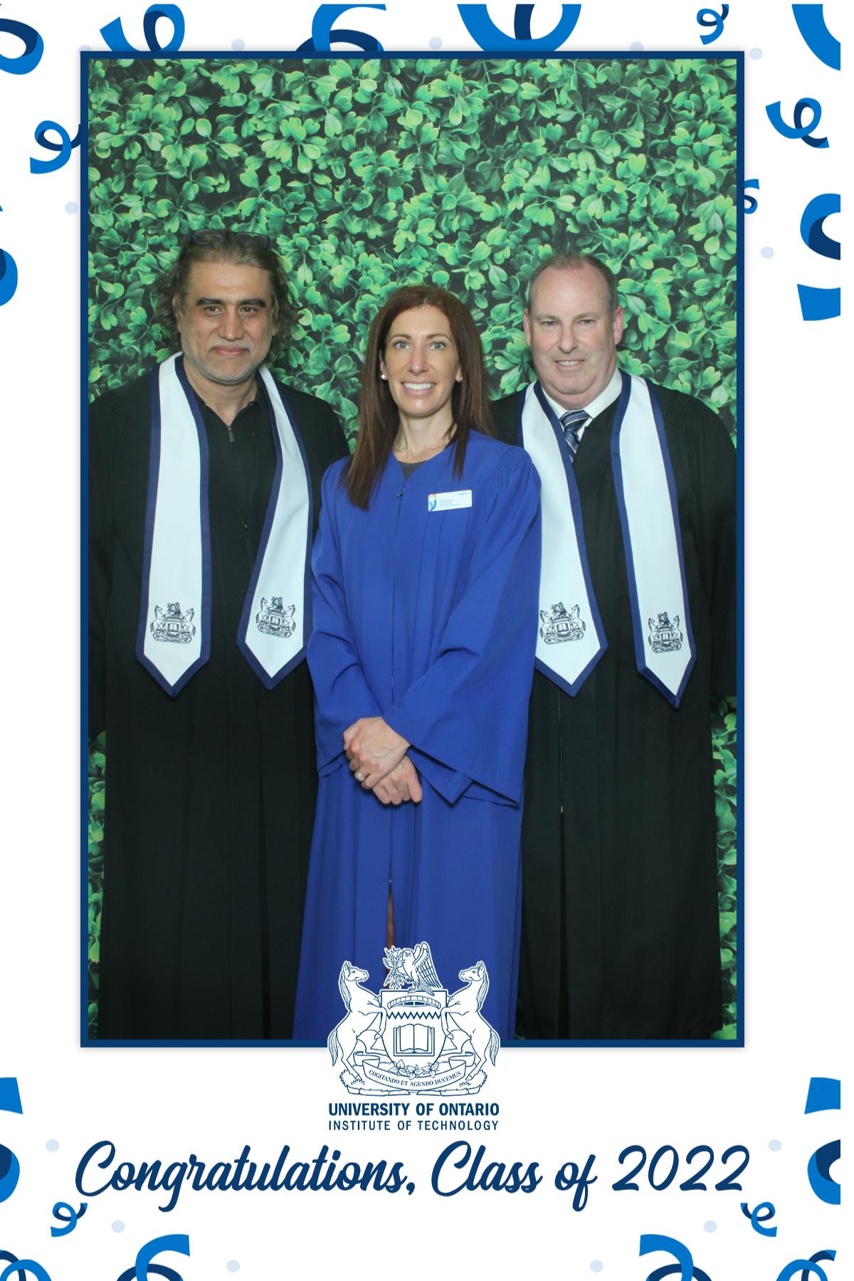 Ontario University Convocation 2022 | View more photos from the event at gallery.myselfiemirror.ca/u/romanmyselfiemirrorca/Ontario-University-Convocation-2022