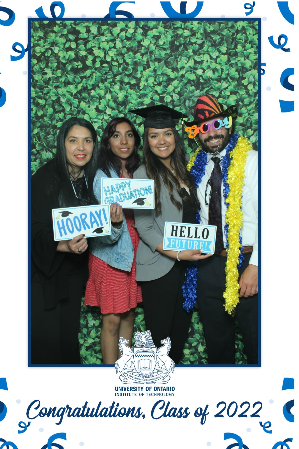 Ontario University Convocation 2022 | View more photos from the event at gallery.myselfiemirror.ca/u/romanmyselfiemirrorca/Ontario-University-Convocation-2022