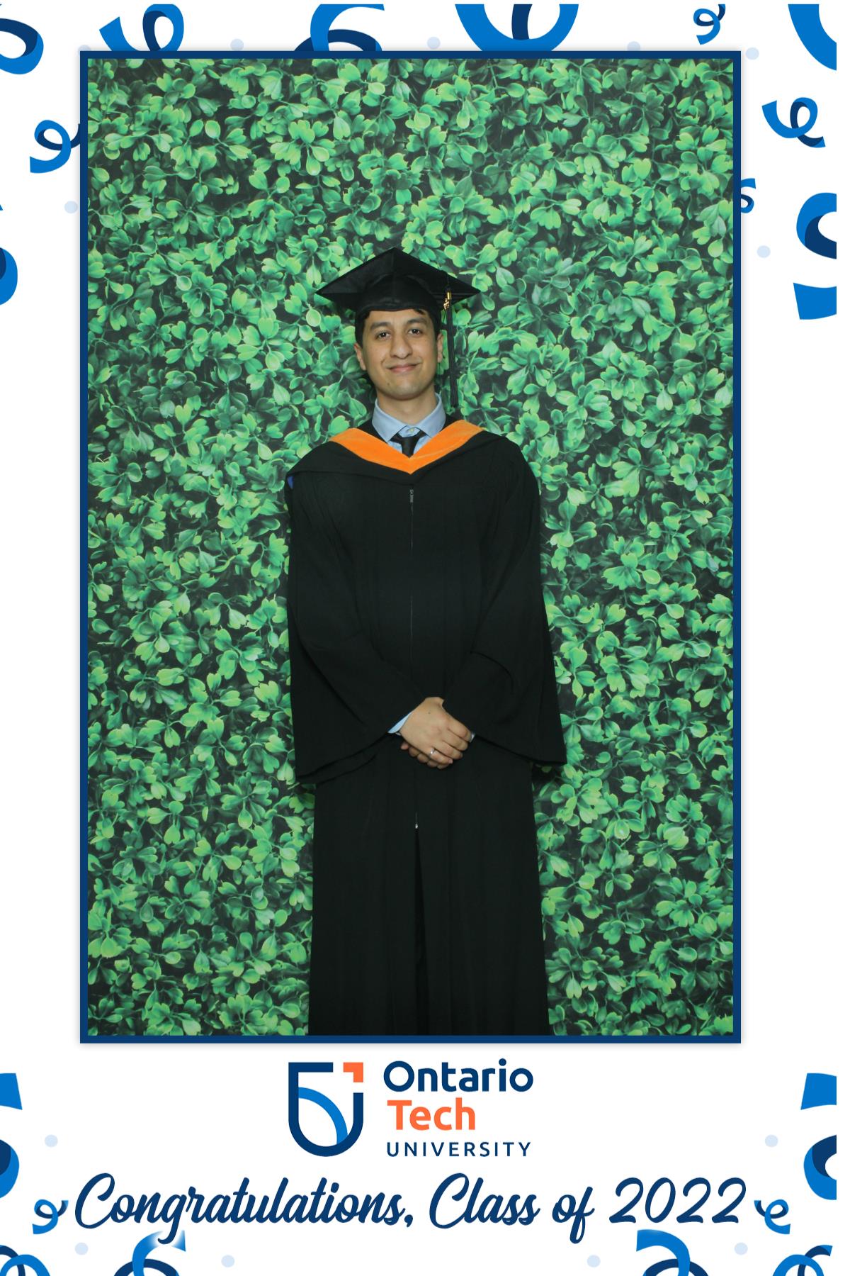 Ontario University Convocation 2022 | View more photos from the event at gallery.myselfiemirror.ca/u/romanmyselfiemirrorca/Ontario-University-Convocation-2022