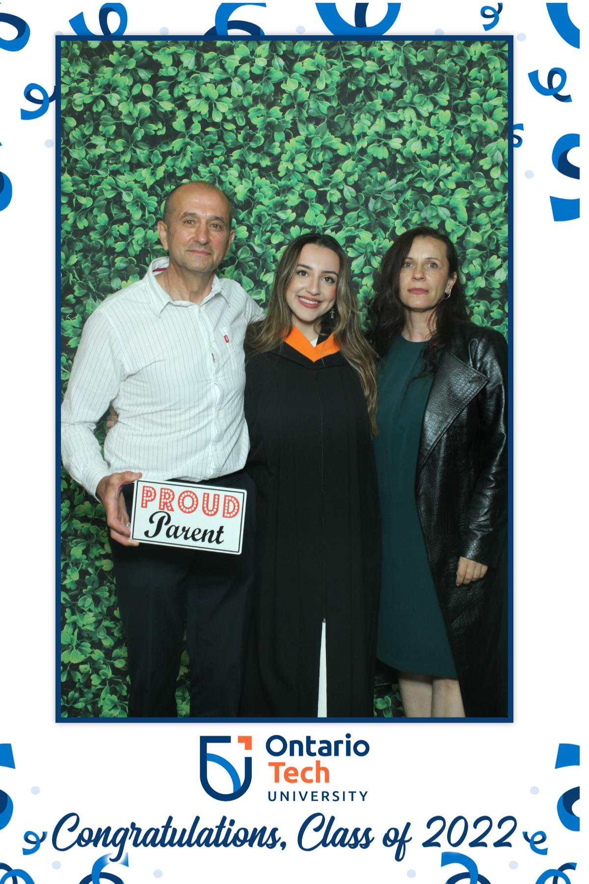 Ontario University Convocation 2022 | View more photos from the event at gallery.myselfiemirror.ca/u/romanmyselfiemirrorca/Ontario-University-Convocation-2022