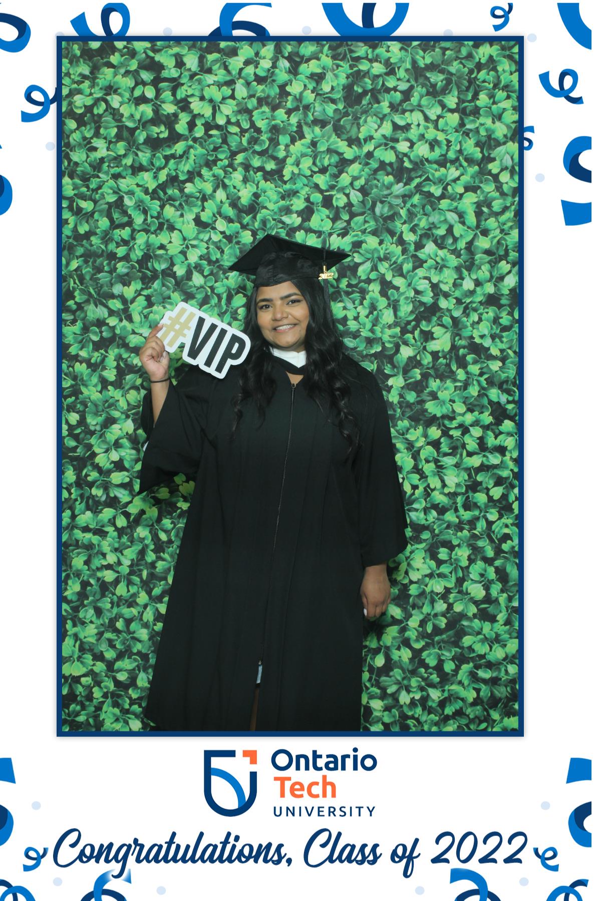 Ontario University Convocation 2022 | View more photos from the event at gallery.myselfiemirror.ca/u/romanmyselfiemirrorca/Ontario-University-Convocation-2022