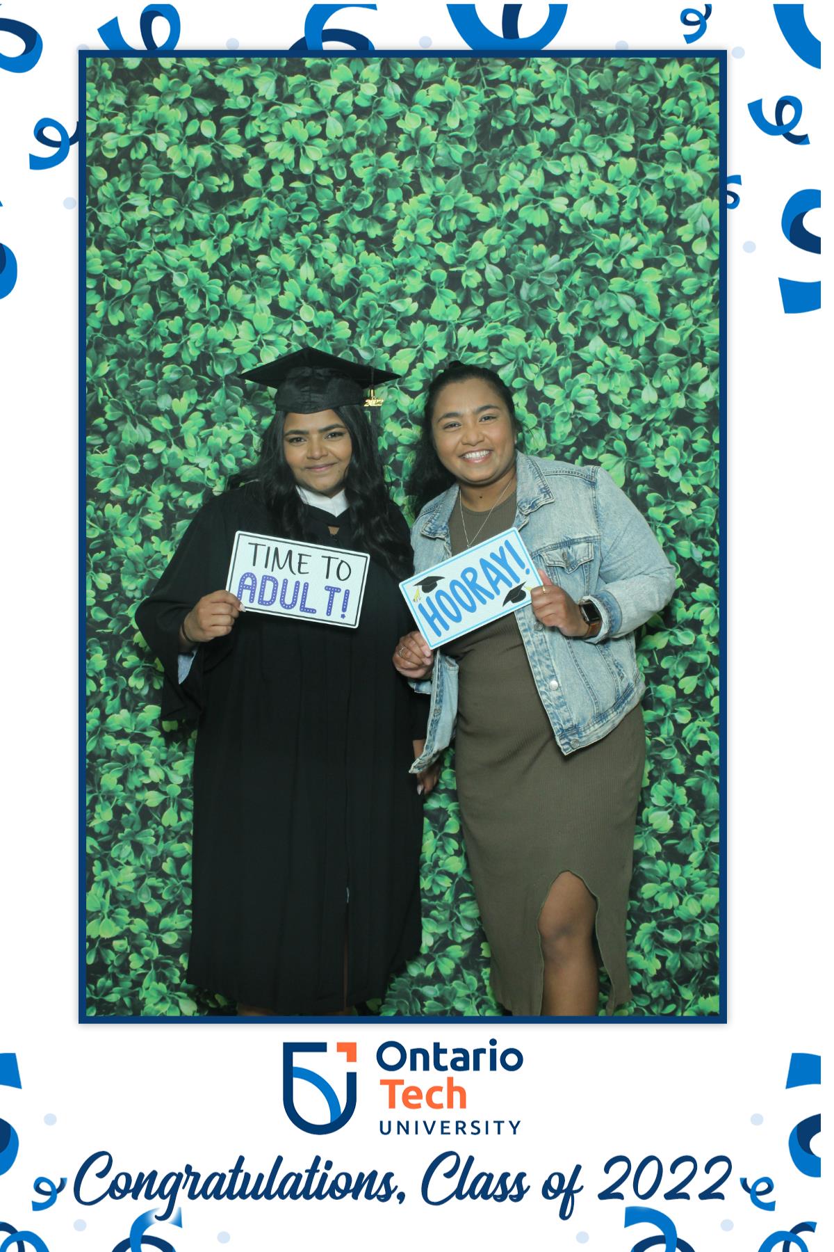 Ontario University Convocation 2022 | View more photos from the event at gallery.myselfiemirror.ca/u/romanmyselfiemirrorca/Ontario-University-Convocation-2022