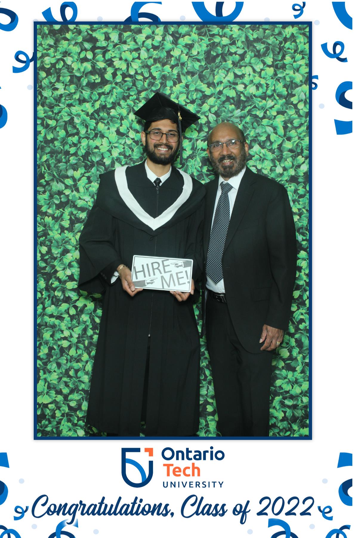 Ontario University Convocation 2022 | View more photos from the event at gallery.myselfiemirror.ca/u/romanmyselfiemirrorca/Ontario-University-Convocation-2022