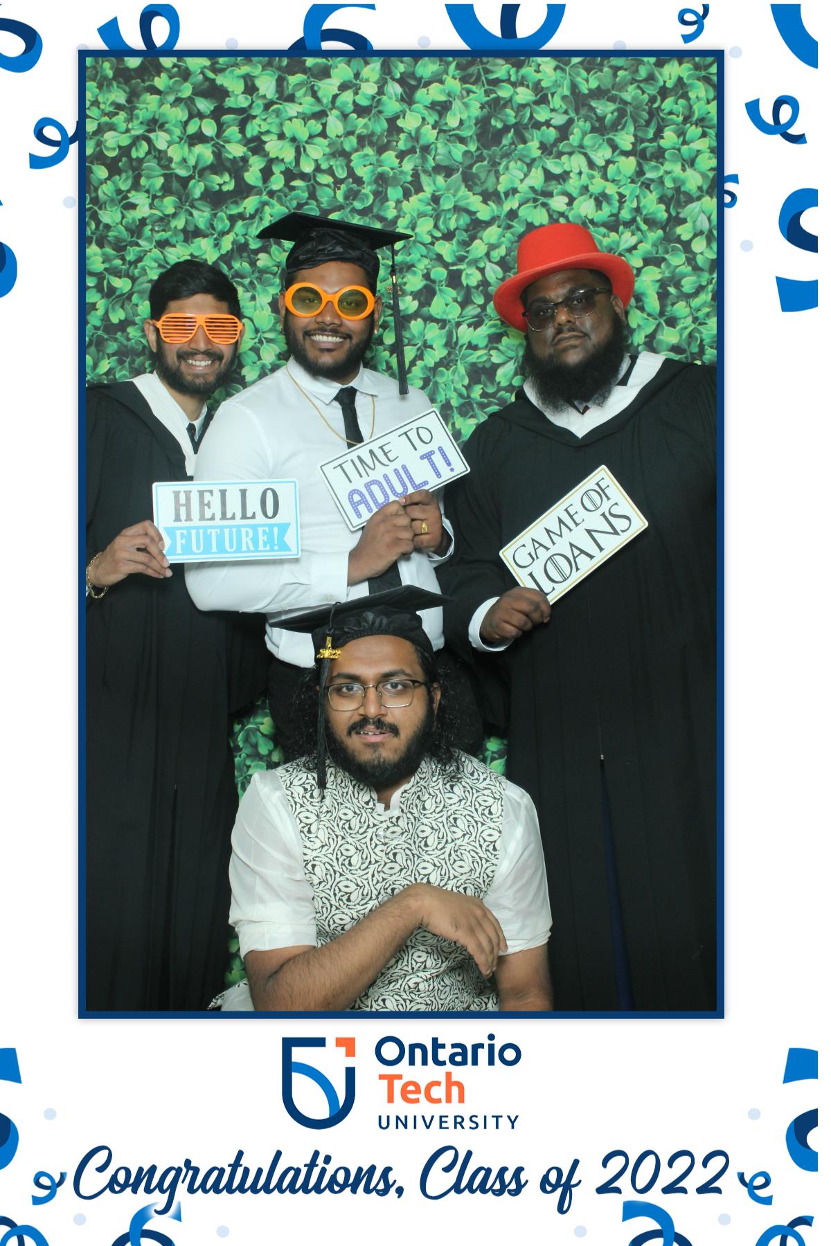 Ontario University Convocation 2022 | View more photos from the event at gallery.myselfiemirror.ca/u/romanmyselfiemirrorca/Ontario-University-Convocation-2022