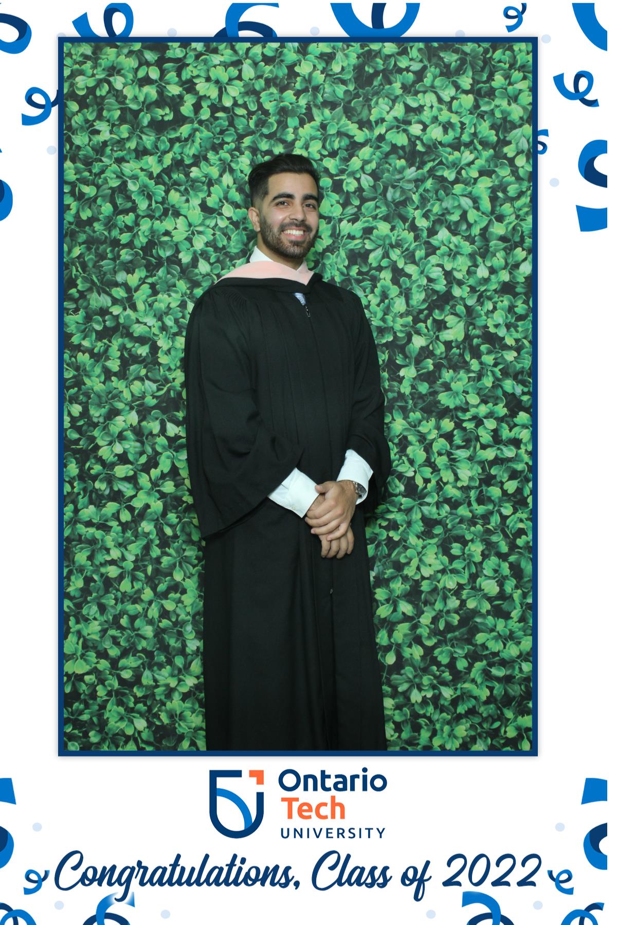 Ontario University Convocation 2022 | View more photos from the event at gallery.myselfiemirror.ca/u/romanmyselfiemirrorca/Ontario-University-Convocation-2022