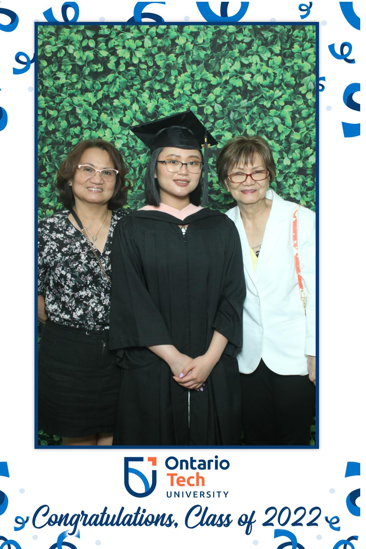 Ontario University Convocation 2022 | View more photos from the event at gallery.myselfiemirror.ca/u/romanmyselfiemirrorca/Ontario-University-Convocation-2022