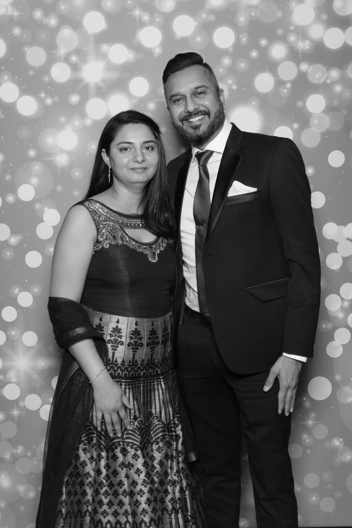 Rhea & Tomson | View more photos from the event at gallery.myselfiemirror.ca/u/romanmyselfiemirrorca/Rhea-Tomson