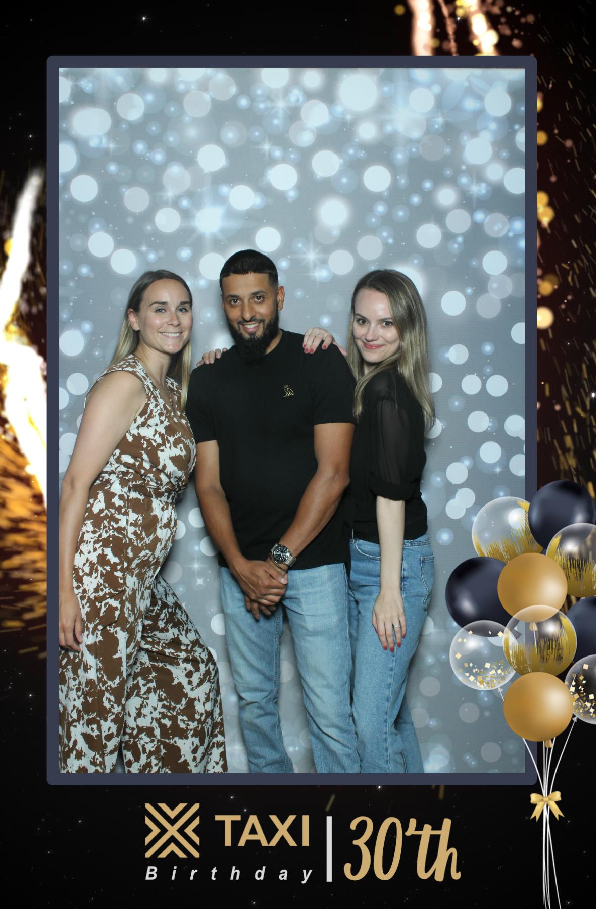 Taxi Agency 30th Birthday | View more photos from the event at gallery.myselfiemirror.ca/u/romanmyselfiemirrorca/Taxi-Agency-30th-Birthday
