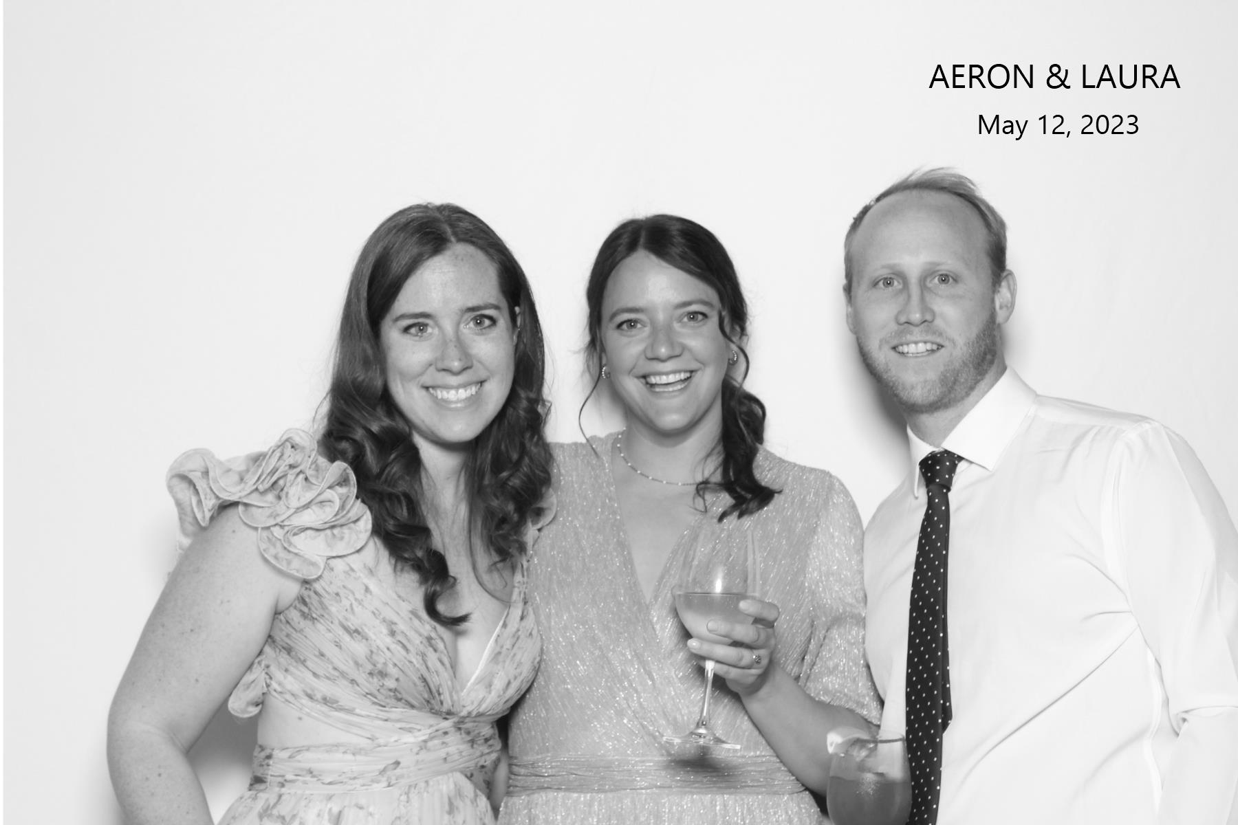 Aeron & Laura | View more photos from the event at gallery.myselfiemirror.ca/u/romanmyselfiemirrorca/Aeron-Laura