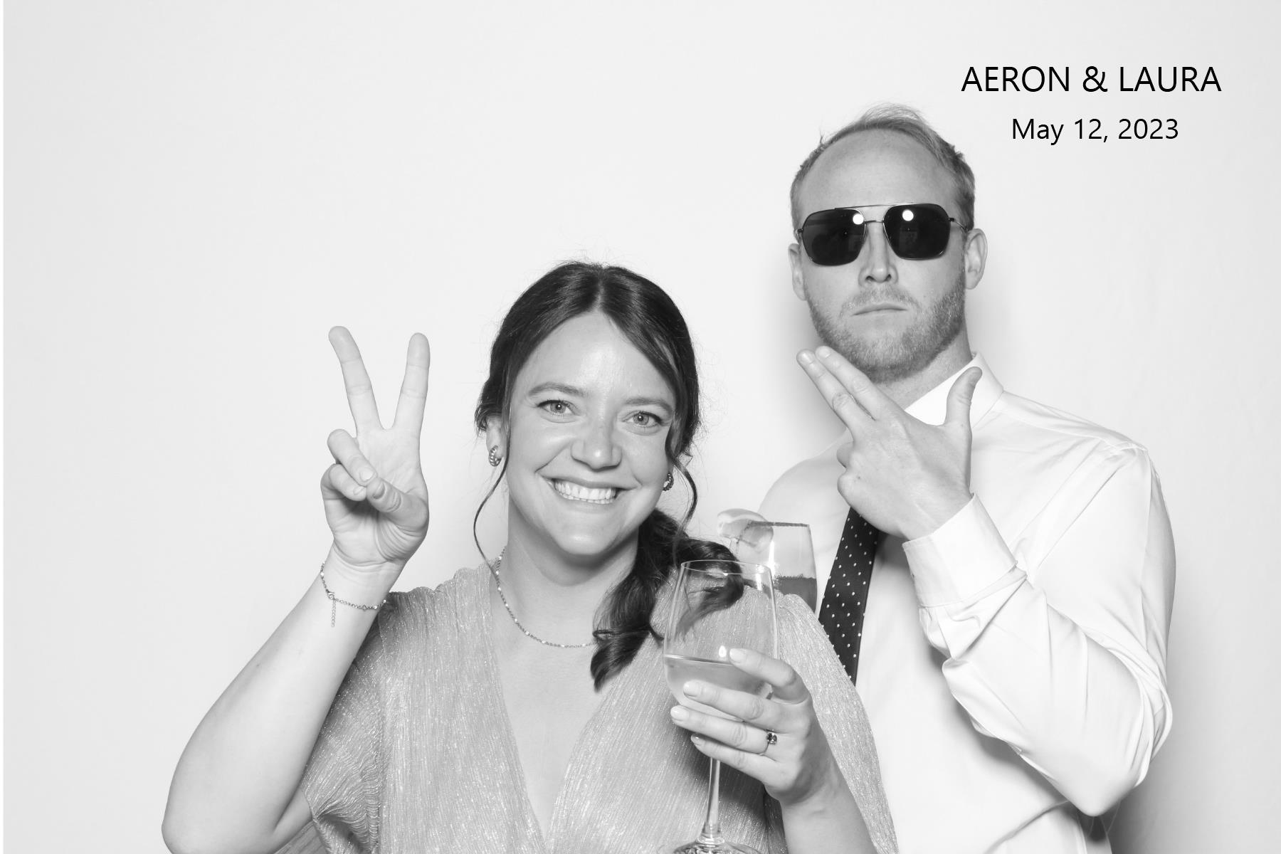 Aeron & Laura | View more photos from the event at gallery.myselfiemirror.ca/u/romanmyselfiemirrorca/Aeron-Laura