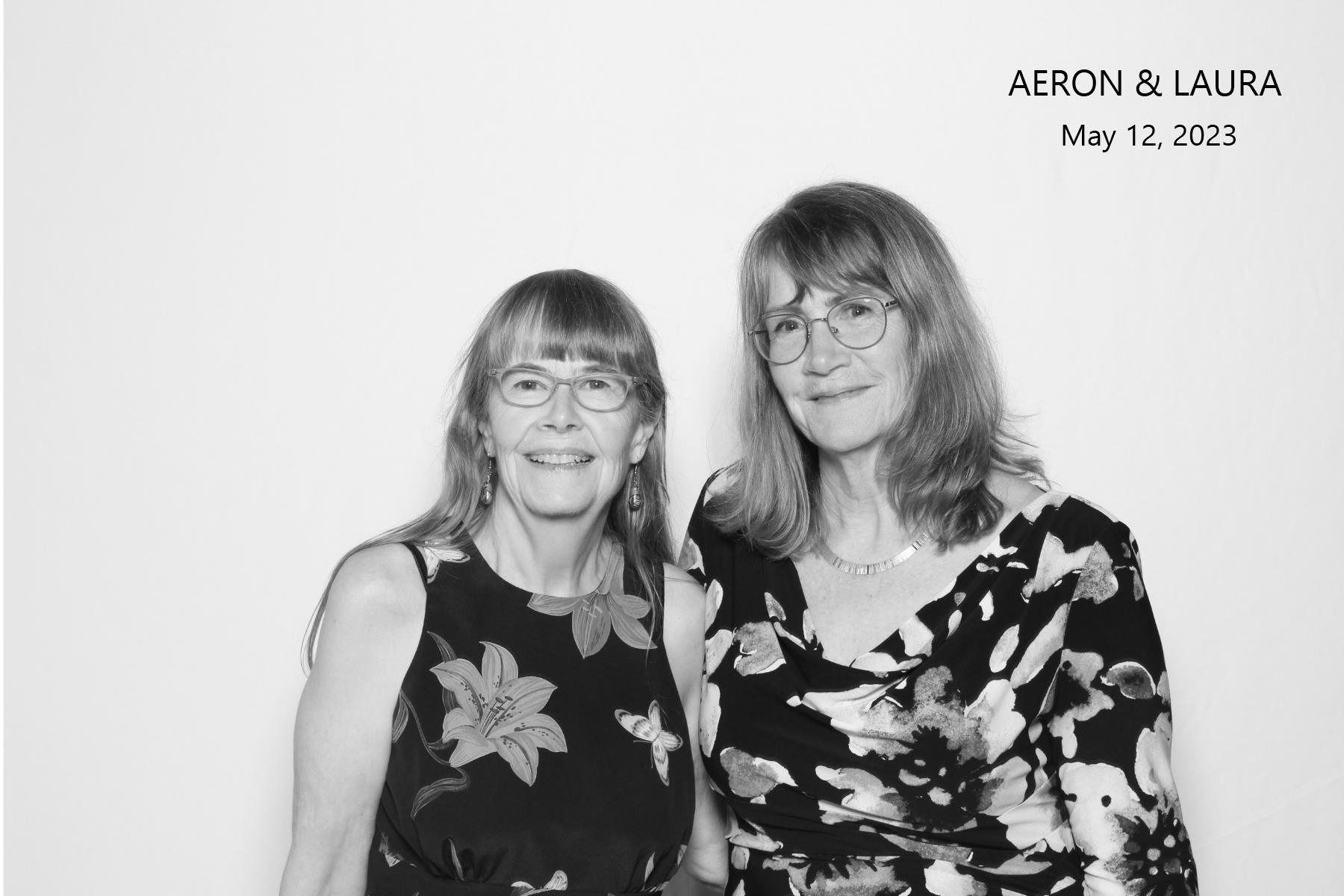 Aeron & Laura | View more photos from the event at gallery.myselfiemirror.ca/u/romanmyselfiemirrorca/Aeron-Laura