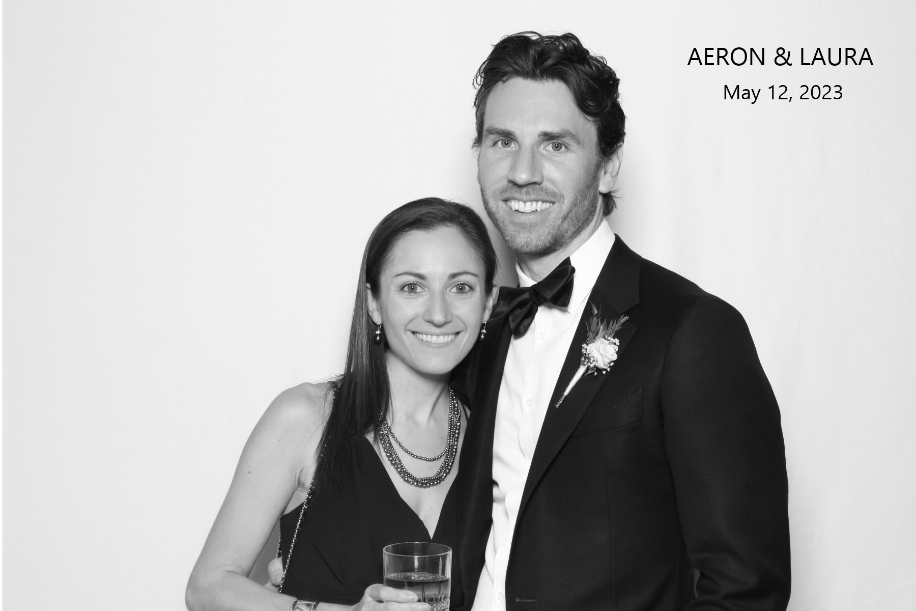 Aeron & Laura | View more photos from the event at gallery.myselfiemirror.ca/u/romanmyselfiemirrorca/Aeron-Laura