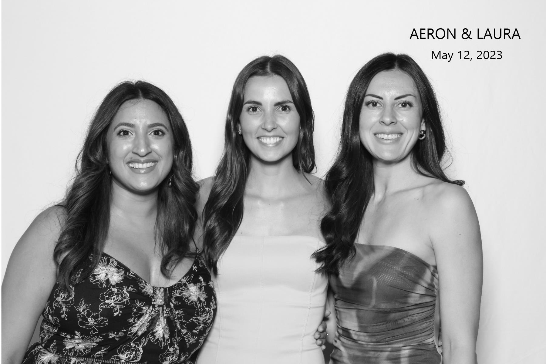 Aeron & Laura | View more photos from the event at gallery.myselfiemirror.ca/u/romanmyselfiemirrorca/Aeron-Laura