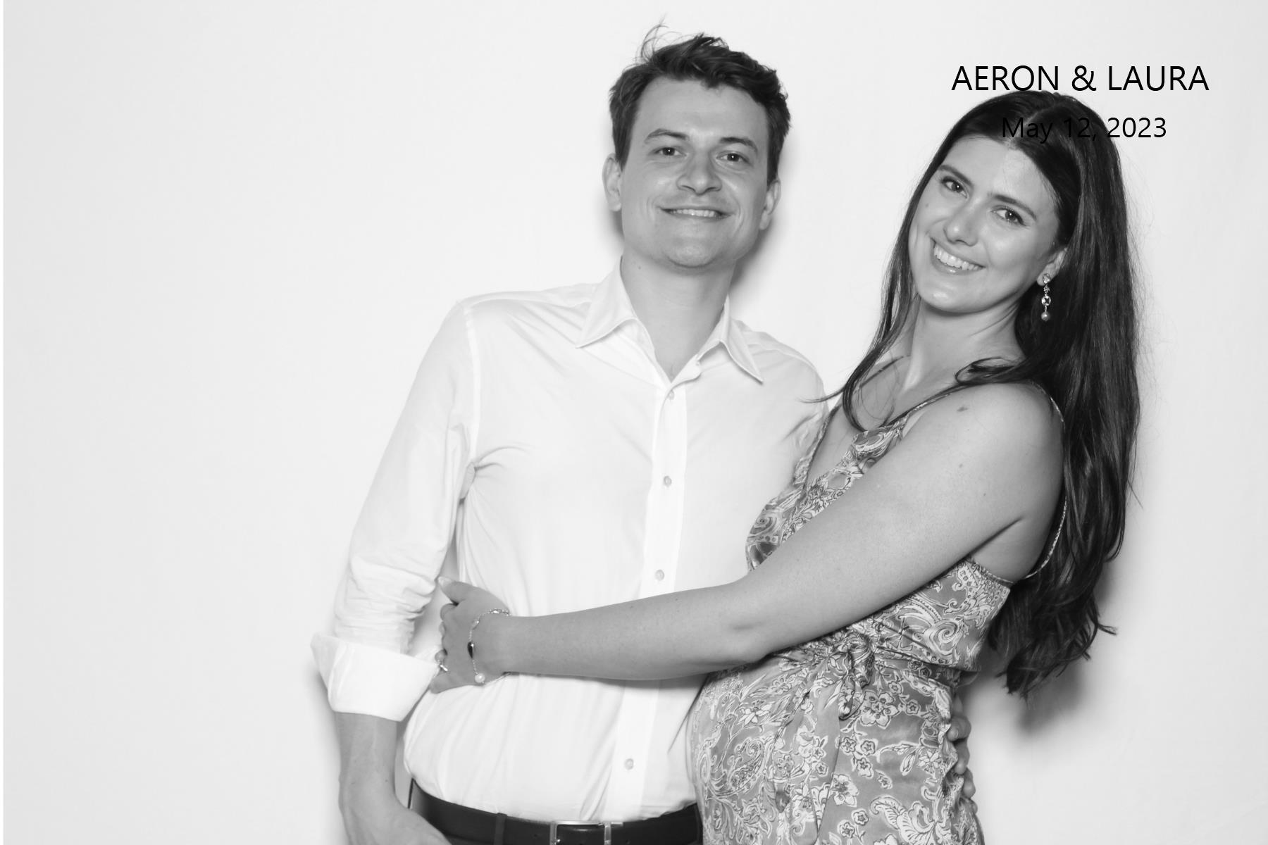 Aeron & Laura | View more photos from the event at gallery.myselfiemirror.ca/u/romanmyselfiemirrorca/Aeron-Laura