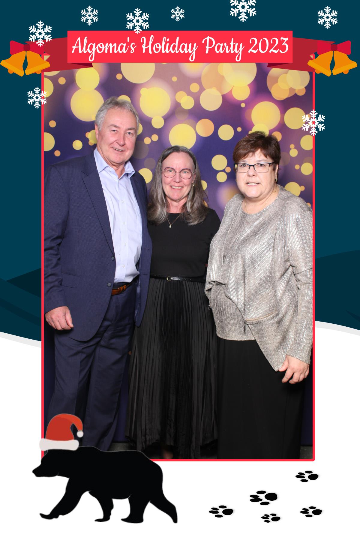 Algoma's Holiday Party 2023 | View more photos from the event at gallery.myselfiemirror.ca/u/romanmyselfiemirrorca/Algomas-Holiday-Party-2023