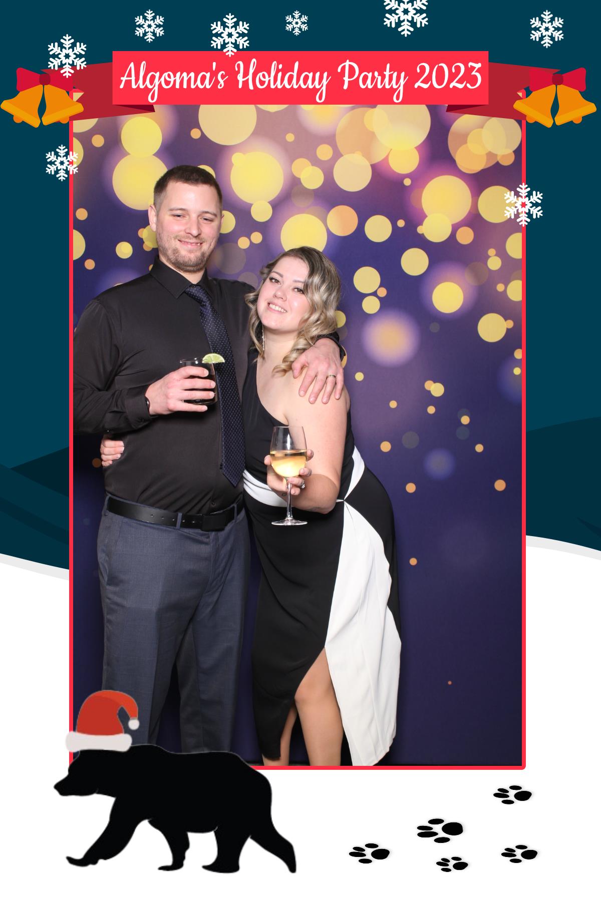 Algoma's Holiday Party 2023 | View more photos from the event at gallery.myselfiemirror.ca/u/romanmyselfiemirrorca/Algomas-Holiday-Party-2023