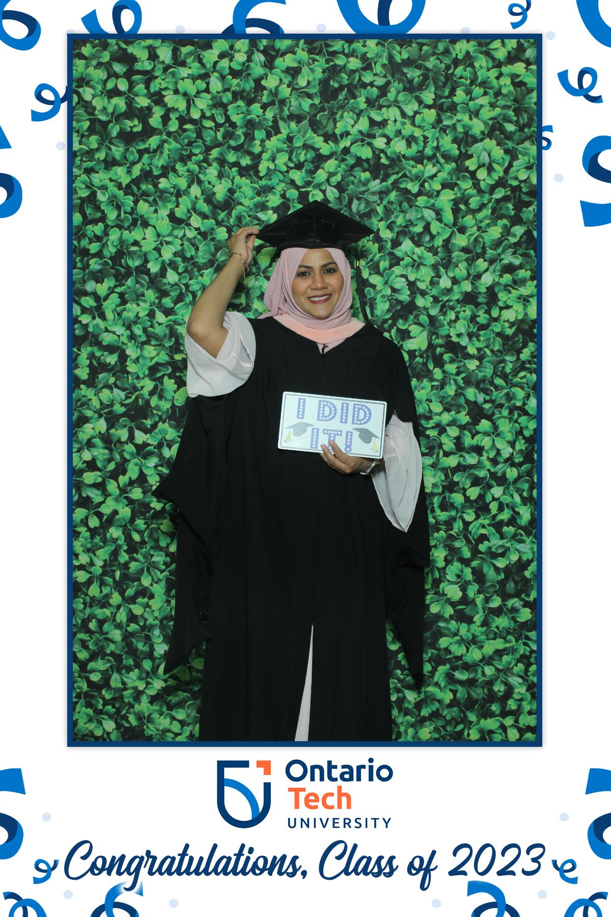 Annual Convocation | View more photos from the event at gallery.myselfiemirror.ca/u/romanmyselfiemirrorca/Annual-Convocation