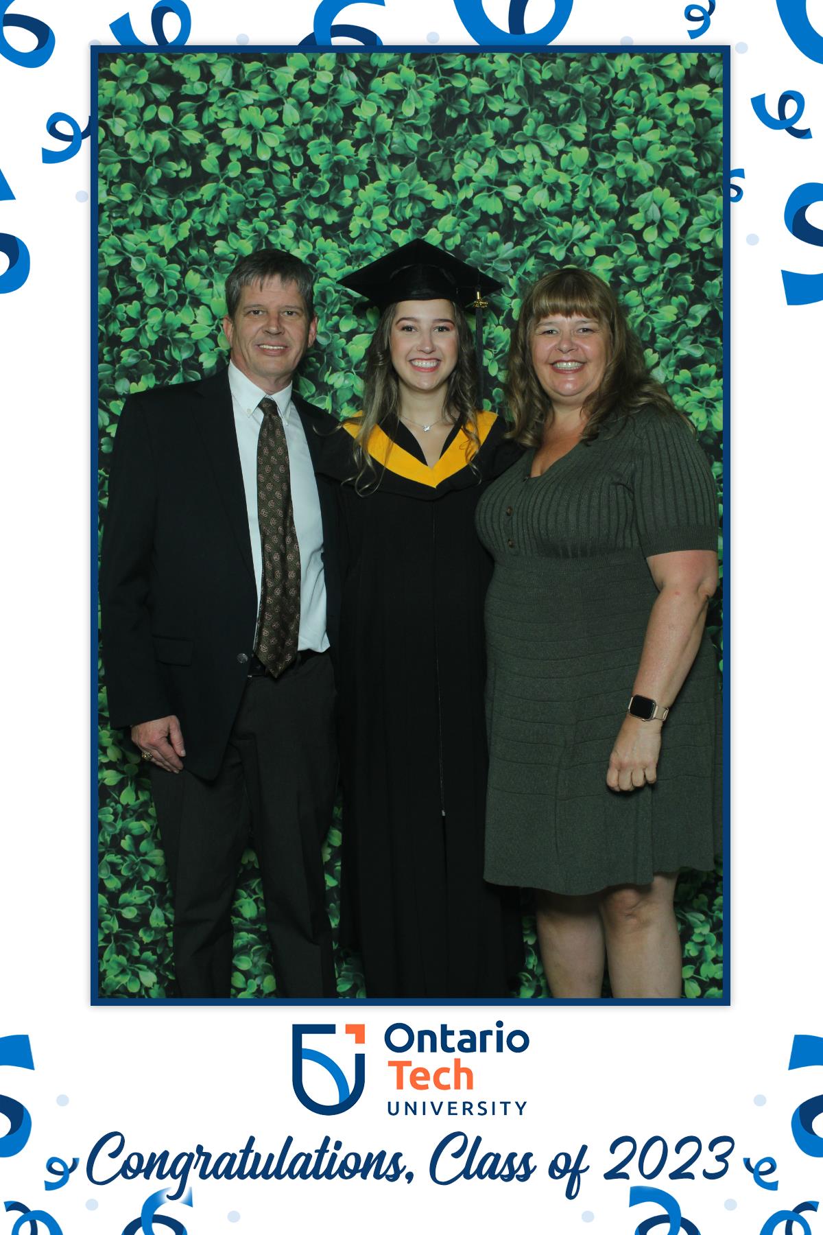 Annual Convocation | View more photos from the event at gallery.myselfiemirror.ca/u/romanmyselfiemirrorca/Annual-Convocation