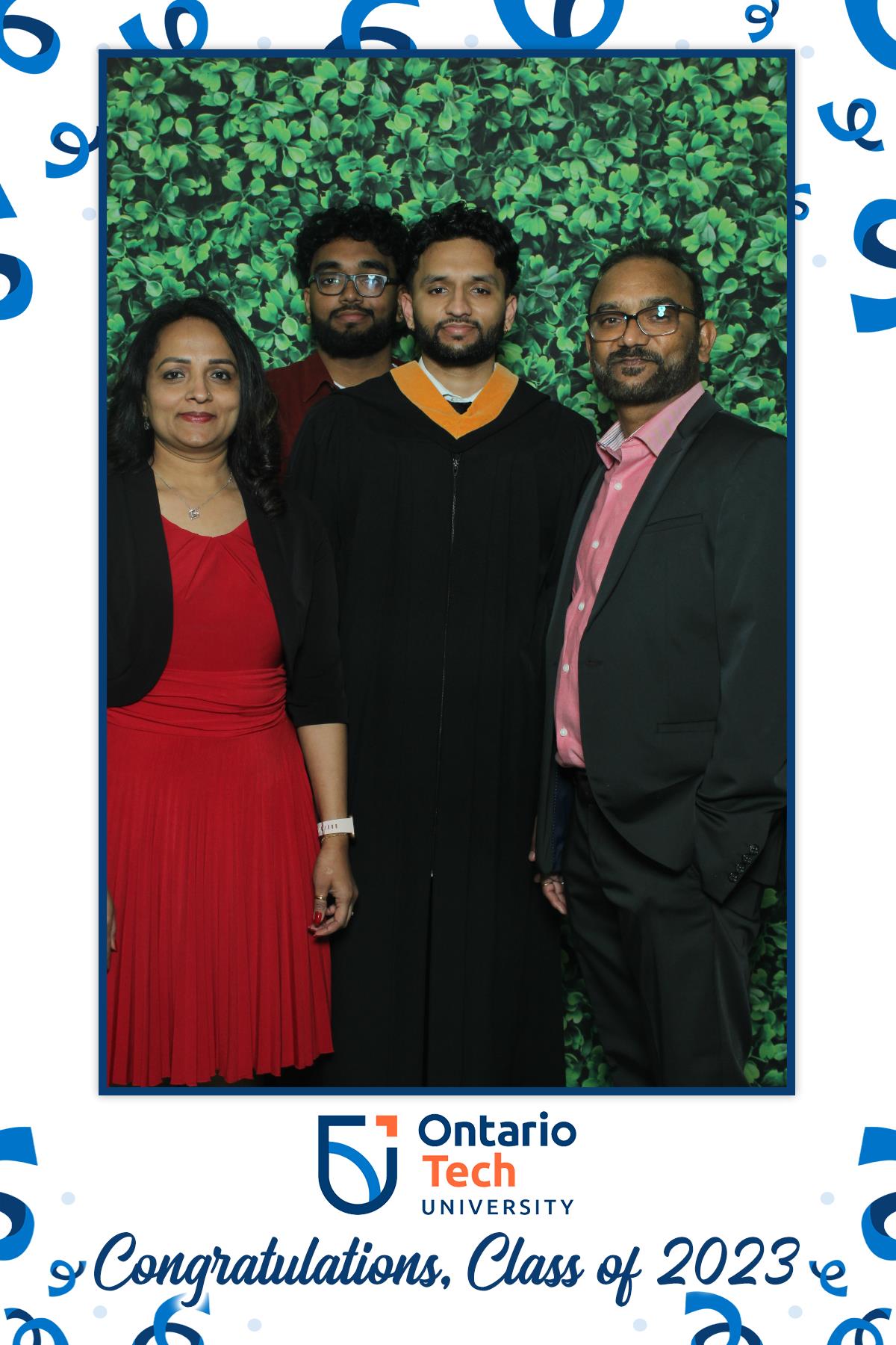 Annual Convocation | View more photos from the event at gallery.myselfiemirror.ca/u/romanmyselfiemirrorca/Annual-Convocation