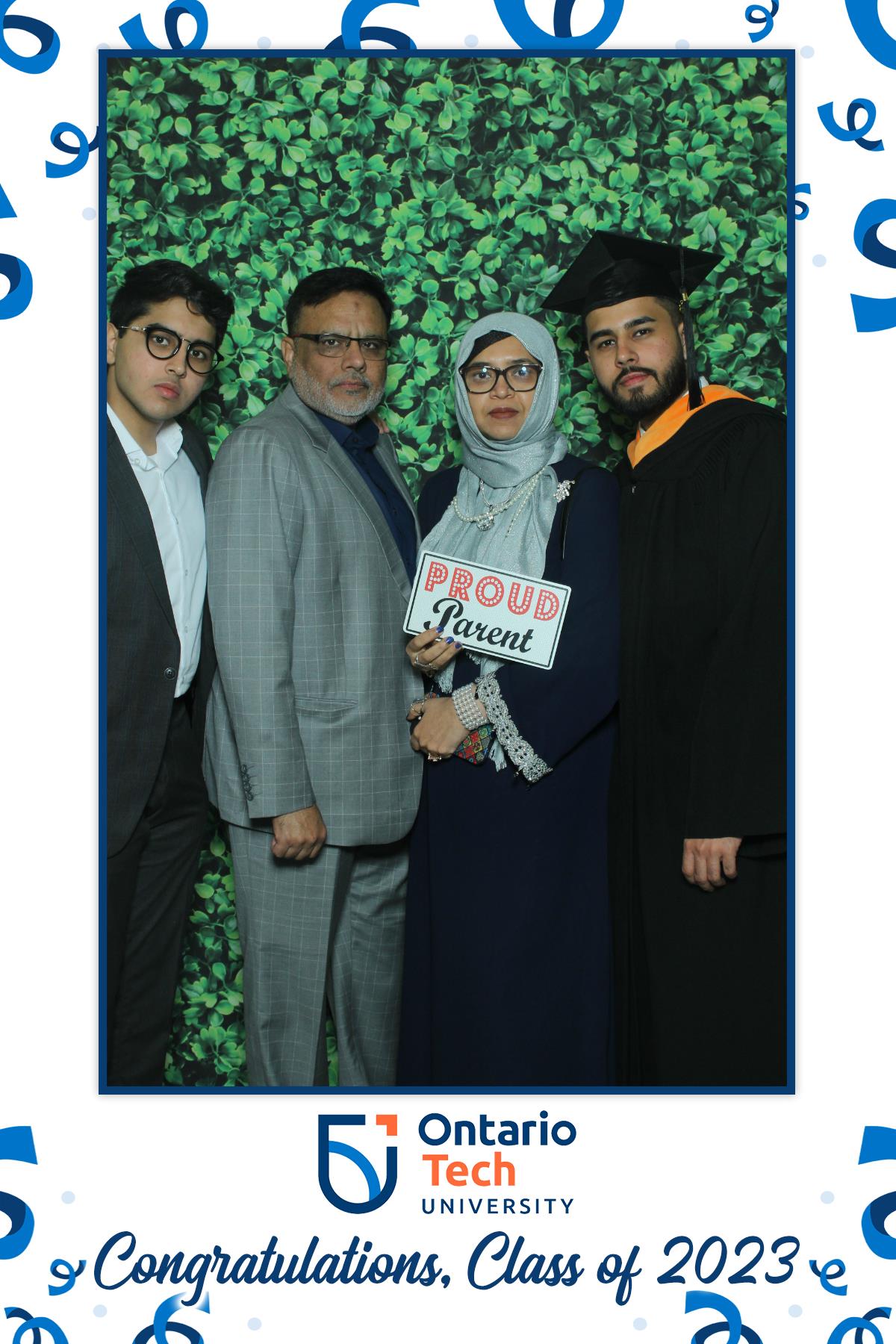Annual Convocation | View more photos from the event at gallery.myselfiemirror.ca/u/romanmyselfiemirrorca/Annual-Convocation