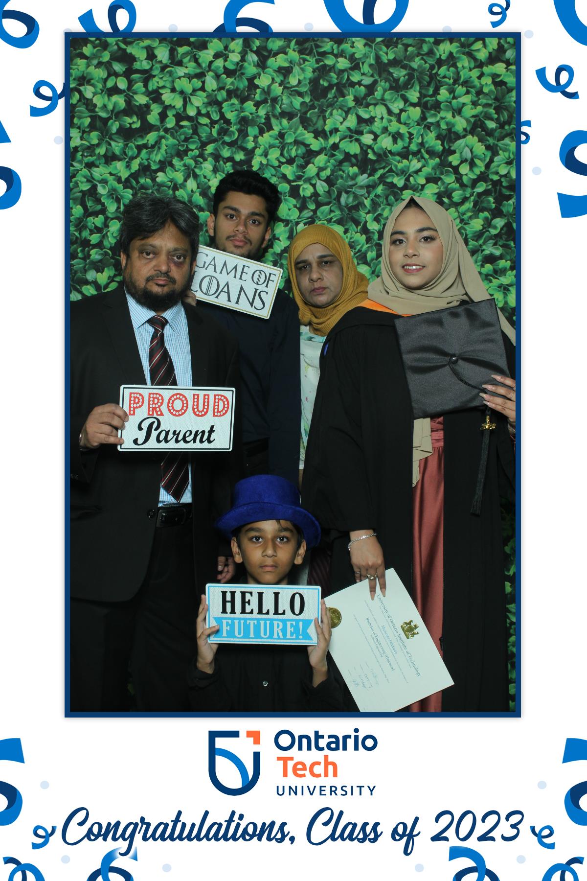Annual Convocation | View more photos from the event at gallery.myselfiemirror.ca/u/romanmyselfiemirrorca/Annual-Convocation
