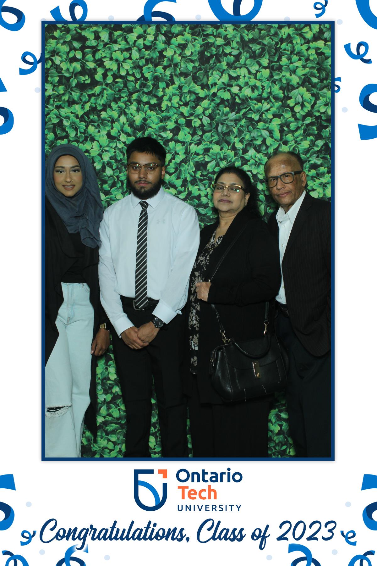 Annual Convocation | View more photos from the event at gallery.myselfiemirror.ca/u/romanmyselfiemirrorca/Annual-Convocation