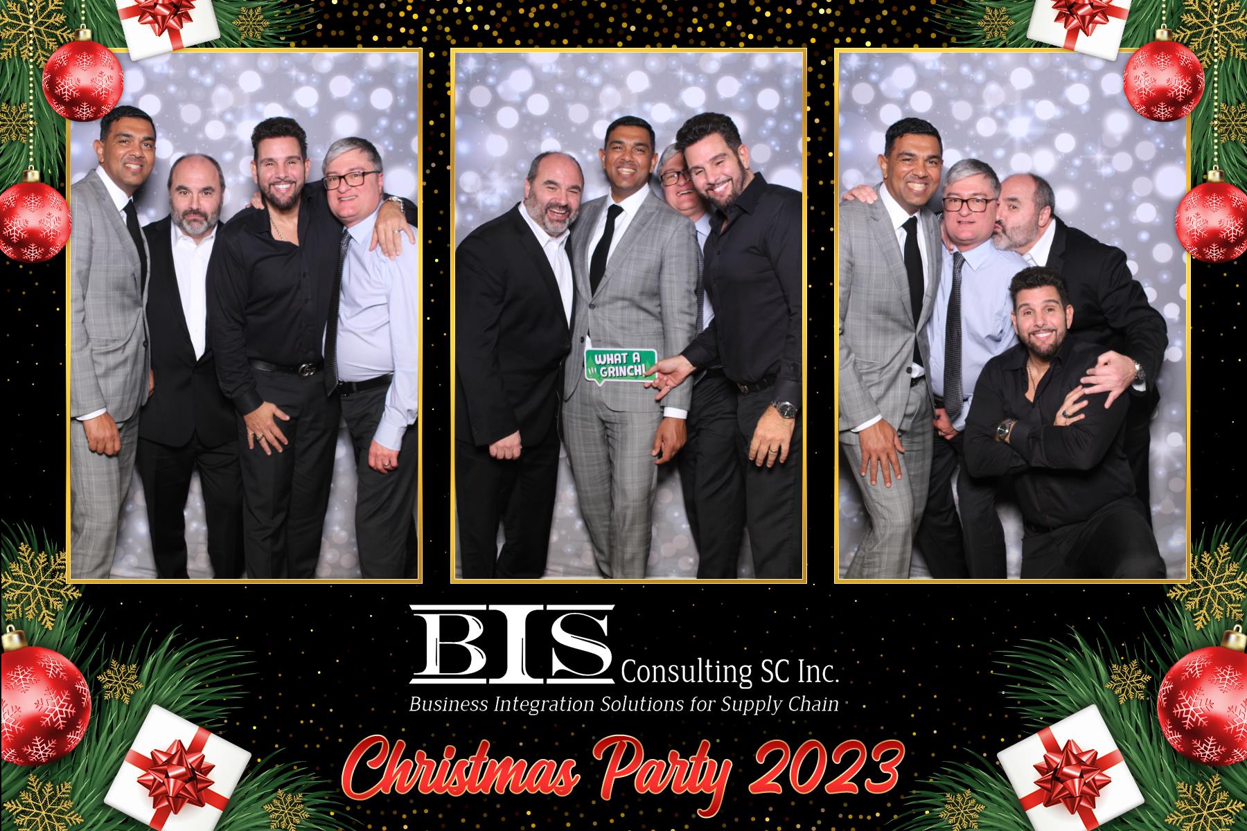BIS Christmas 2023  | View more photos from the event at gallery.myselfiemirror.ca/u/romanmyselfiemirrorca/BIS-Christmas-2023